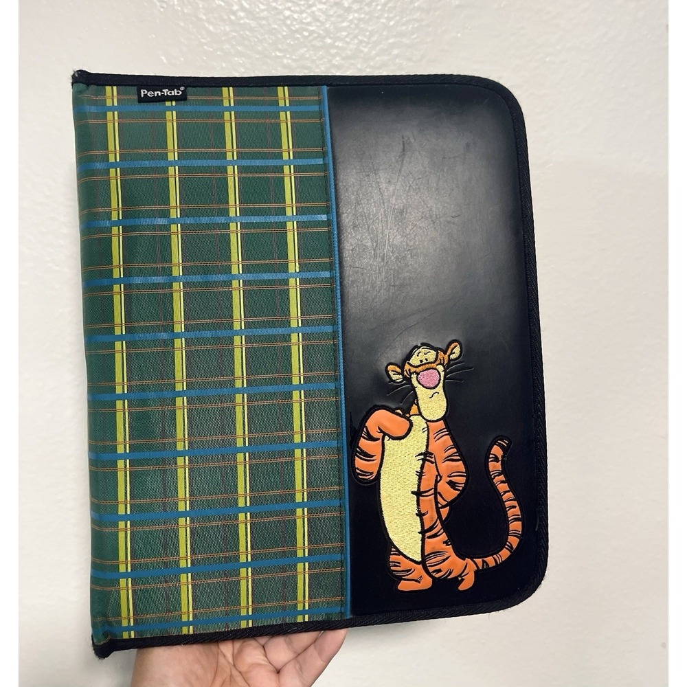 Pen-Tab Disney Tigger  2.5" Zippered 3-Ring Binder Trapper Vintage Plaid Y2K